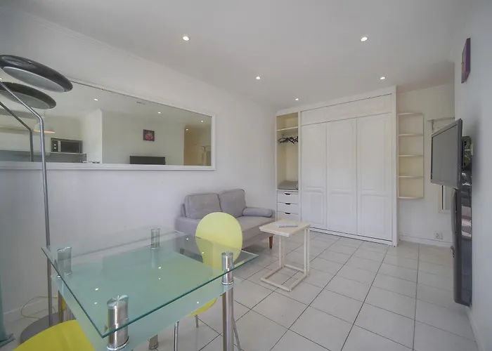 Daire Tine -croisette-150m Plage- Vca *